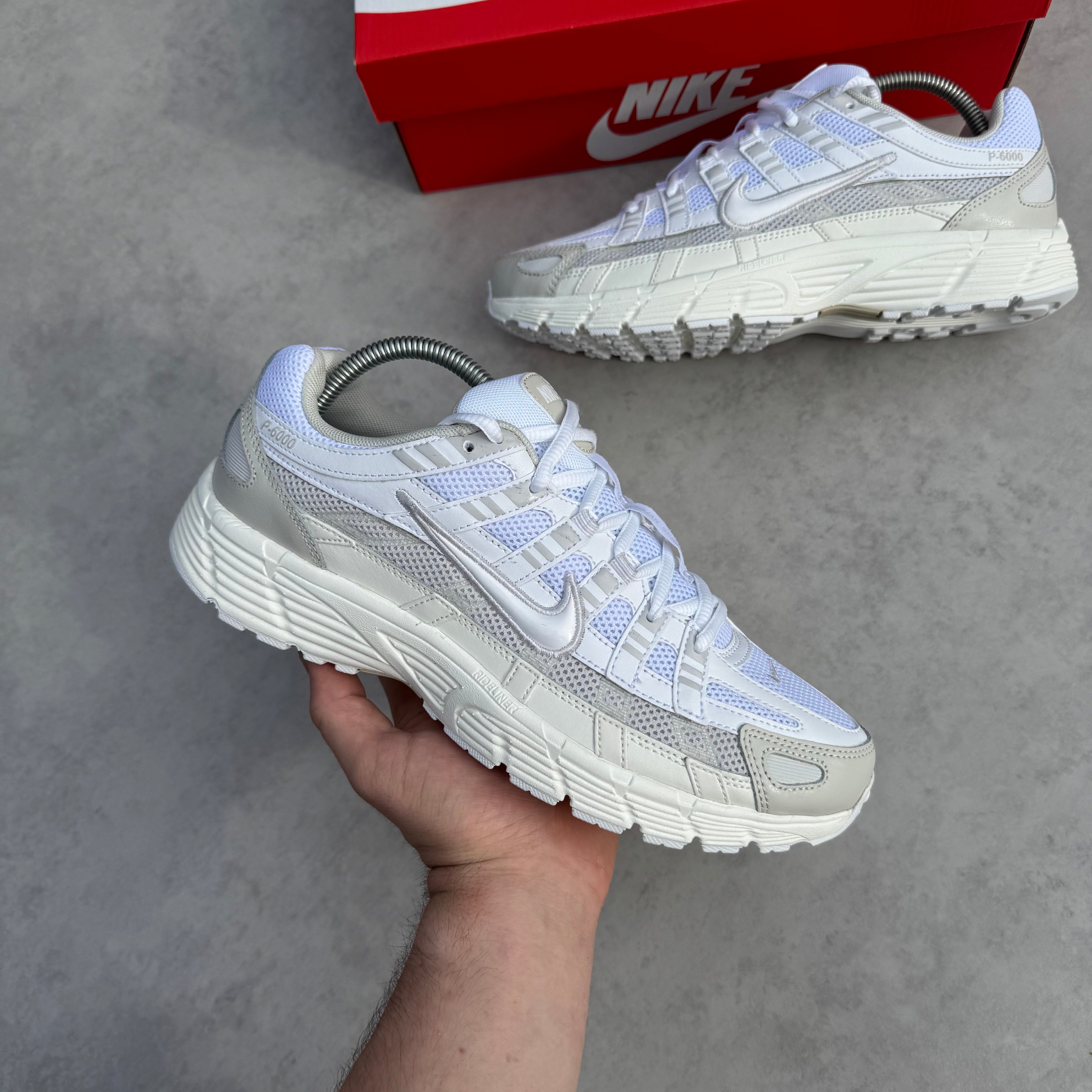 NIKE P-6000 WHITE SAIL VAST GREY